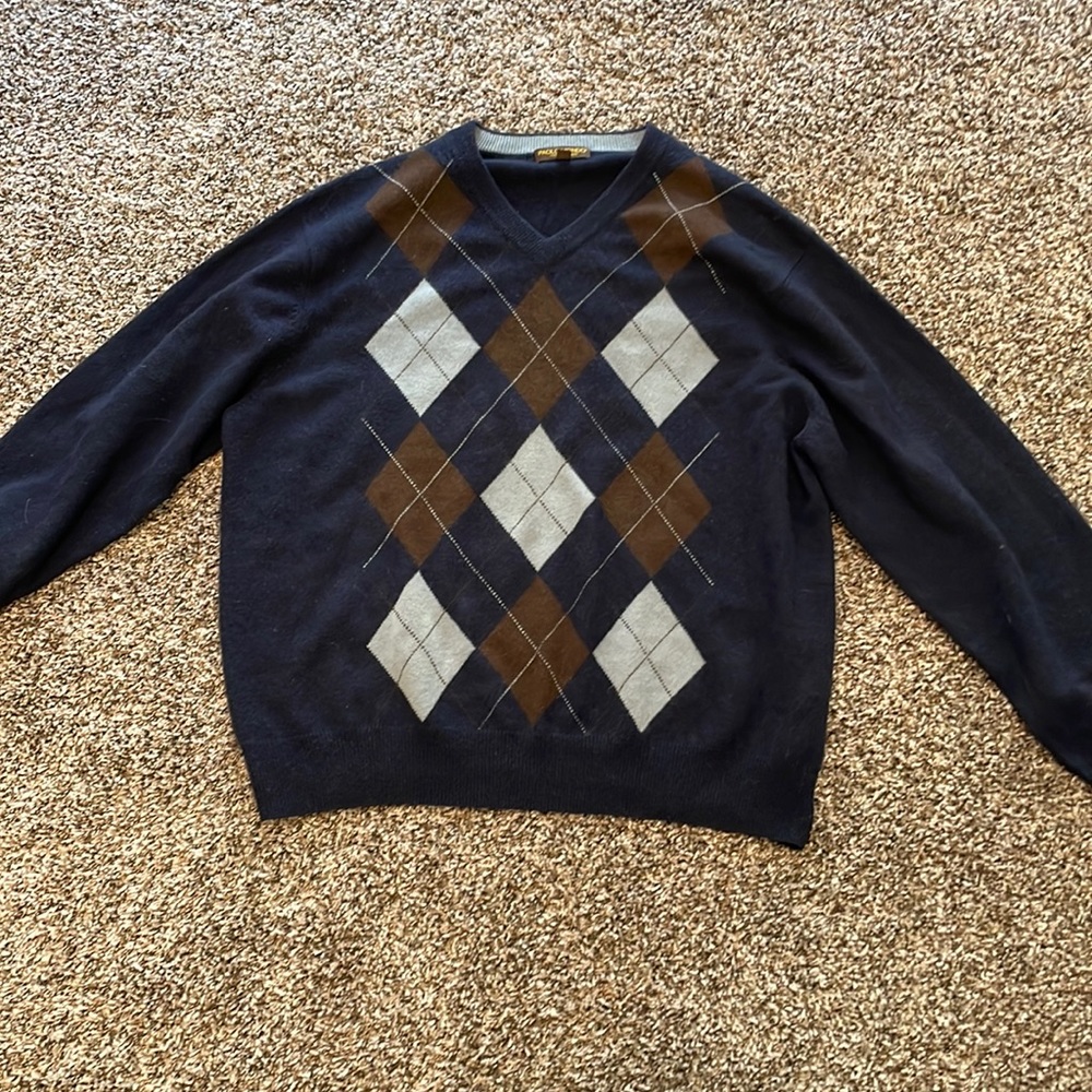 100% cashmere sweater